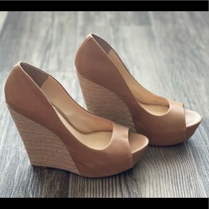 Jessica Simpson Bethani Wedge Tan Sz 8.5